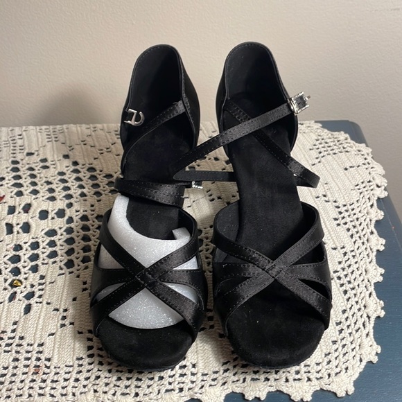 Shoes - Ballroom shoes new never worn Size 7.5